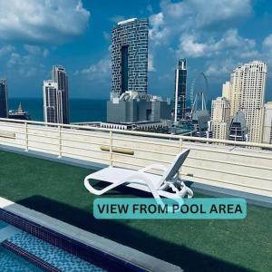 Gorgeous Sea View from 2BR w Rooftop Pool