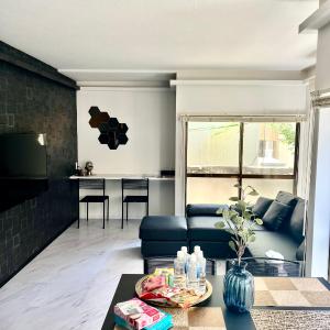 3minutes from the station Close to Asakusa, Tokyo Station and Narita Airport