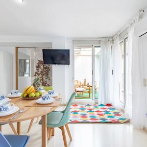 Penthouse Duplex in a 4 floors spanish house -8 min to center by Metro