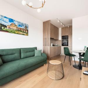 Bemowo Narwik Stylish Apartment by BookingHost