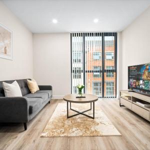 Stylish Two Bedroom Apartment - City Centre - JQ - Wifi - Netflix - 5AH
