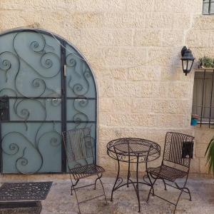 Kosher Luxury next to the Kotel in the Old City