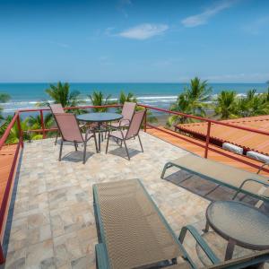 Condo Ocean front with Rooftop in Bahia Azul, Jaco Beach