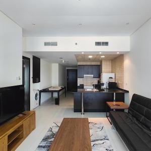 One Bedroom Apartment at Royal Oceanic JBR by Al Sarya Holiday Home