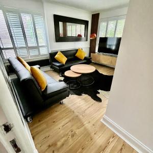 Newly refurbished ,chic, attractive 3 bedroom flat