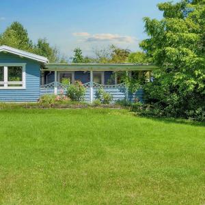 5 person holiday home in Græsted-By Traum