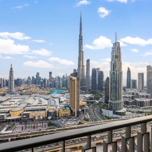 Durrani Homes - Majestic 4BR at Downtown Views with full BurjKhalifa view