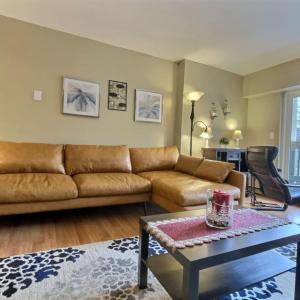 CountryCub- Pool, Hot Tub, Gym, Sauna, Near Resort