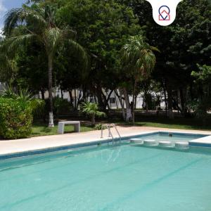 Relaxing Cancun Getaway Pools Soccer & BBQ Area