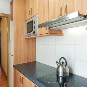 Appartement Lumineux au Centre de Barcelone, 1 Chambre, Capacité 4 Personnes, Proche des Ramblas