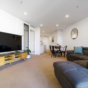 Contemporary 2BR Retreat in the Heart of Civic - Hosted by Canstay