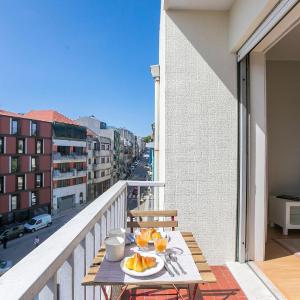 3BR Apartment in Santa Catarina by LovelyStay