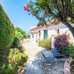 VILLA CECILE VI4419 By Riviera Holiday Homes