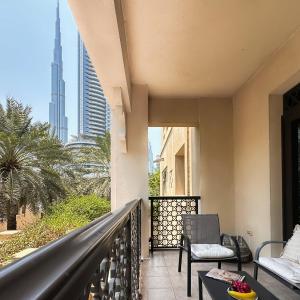 Trophy 2BR Aladdin Estate w Burj Khalifa View