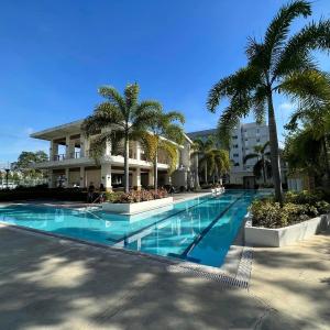 8 Spatial Condo Unit