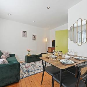 Central Park View, Kings Cross by Opulence Apartments