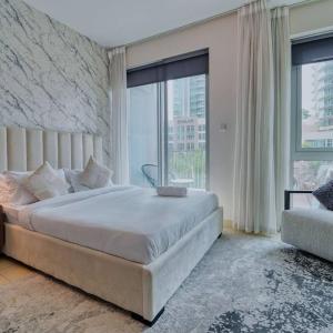 Stunning Luxury Studio Downtown 2 Minute Walk to Burj Khalifa & Dubai Mall