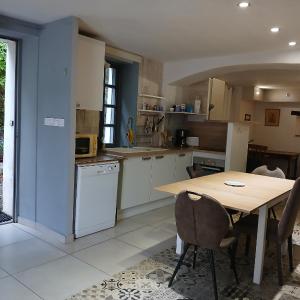 Maison au pied du château, terrasse