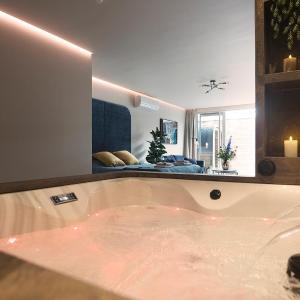 Suite-Elegance privé sauna & jacuzzi