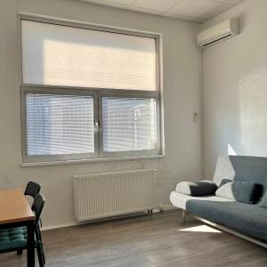 Spacious bungalow with parking
