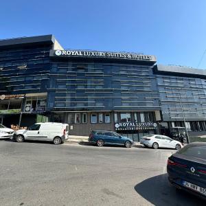 The Royal Luxury Hotel