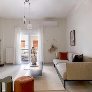 Cityscape Comfort 2BR Apartment in Ampelokipoi by UPSTREET