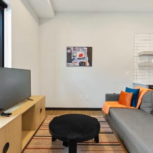 CozySuites on Mass with garage parking #1