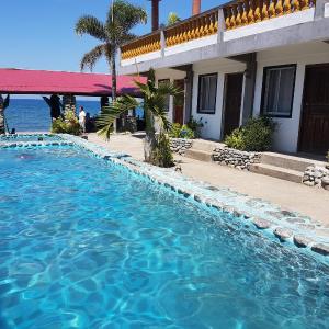 White Castle Beach Resort
