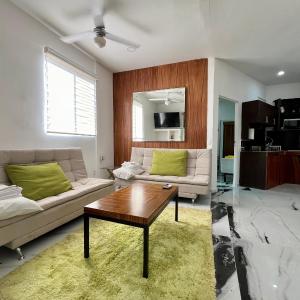 La Puerta Blanca Penthouse #8