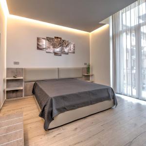 240b - Camera Nord - Affittacamere Sara Home Chiavari, 200Metri dal mare e spiaggia - BAGNO PRIVATO MA FUORI DALLA STANZA