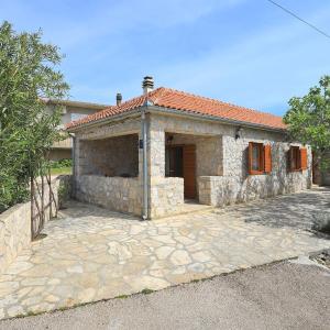 Holiday house with a parking space Sukosan, Zadar - 18279