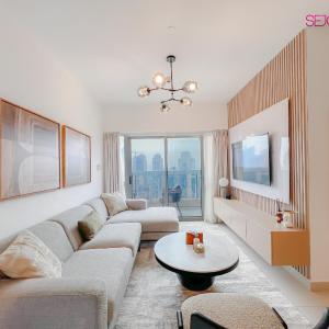 Luxurious 2BR in Dubai Gate 1