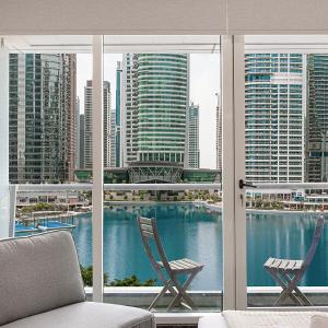 Lux Studio in JLT with Amazing View Next to the Metro - Dubai Arch tower
