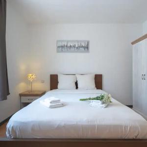 EU Quarter Apartment