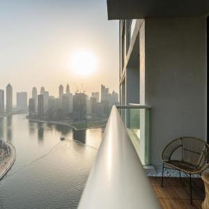 Oraya - Upgraded 2BR In Prive Maison, Central Canal View