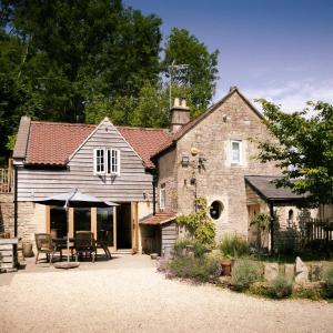 Cotswolds AoNB Cottage- Modern Renovation- Sleeps8