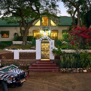 Corona Guest Farm