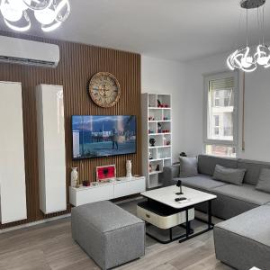 Tirana, Beautifull Apartament Near Mother Teresa Int Airport