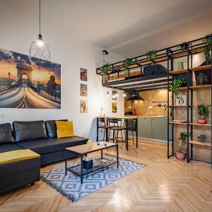 Rumbastic NEW Apartment - Best location with AC