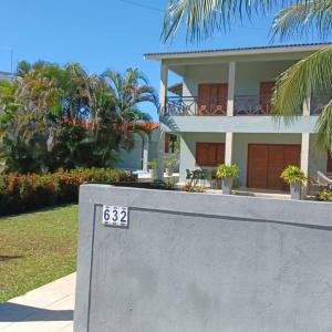 Casa ampla com piscina -Serrambi