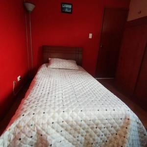 Linda habitación cerca al aeropuerto