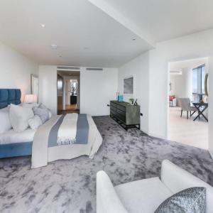 High level, two bedroom apartment