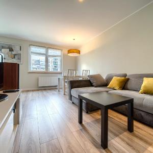 Babiego Lata Spacious Apartment