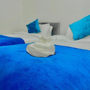 2 Bedroom- Birmingham city centre-sleeps 5- ideal for contractors, working professionals, long stays!