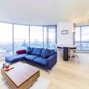 Spectacular High View Apartment