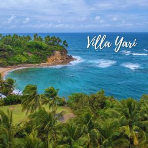 Upscale villa in gated community beach access Yari