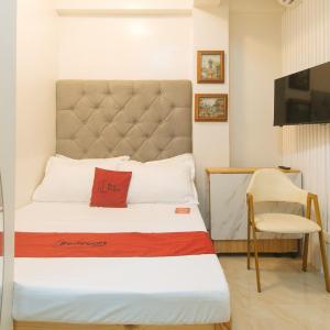 RedDoorz at Delorian Residences
