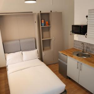 Camden Cozy Studio