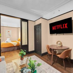 Midtown 1BR near Grand Central & Bryant Park