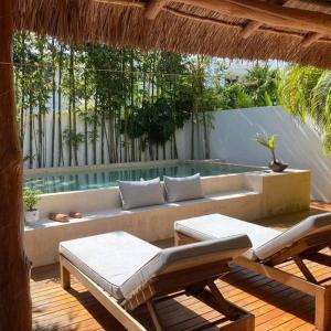 Beachside Haven with Private Pool Your Tranquil Family Retreat Awaits